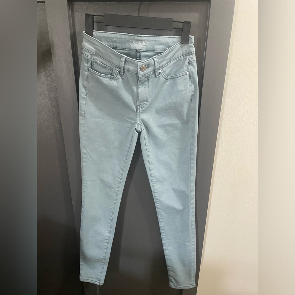 White House Black Market Skinny Ankle Jeans / worn once